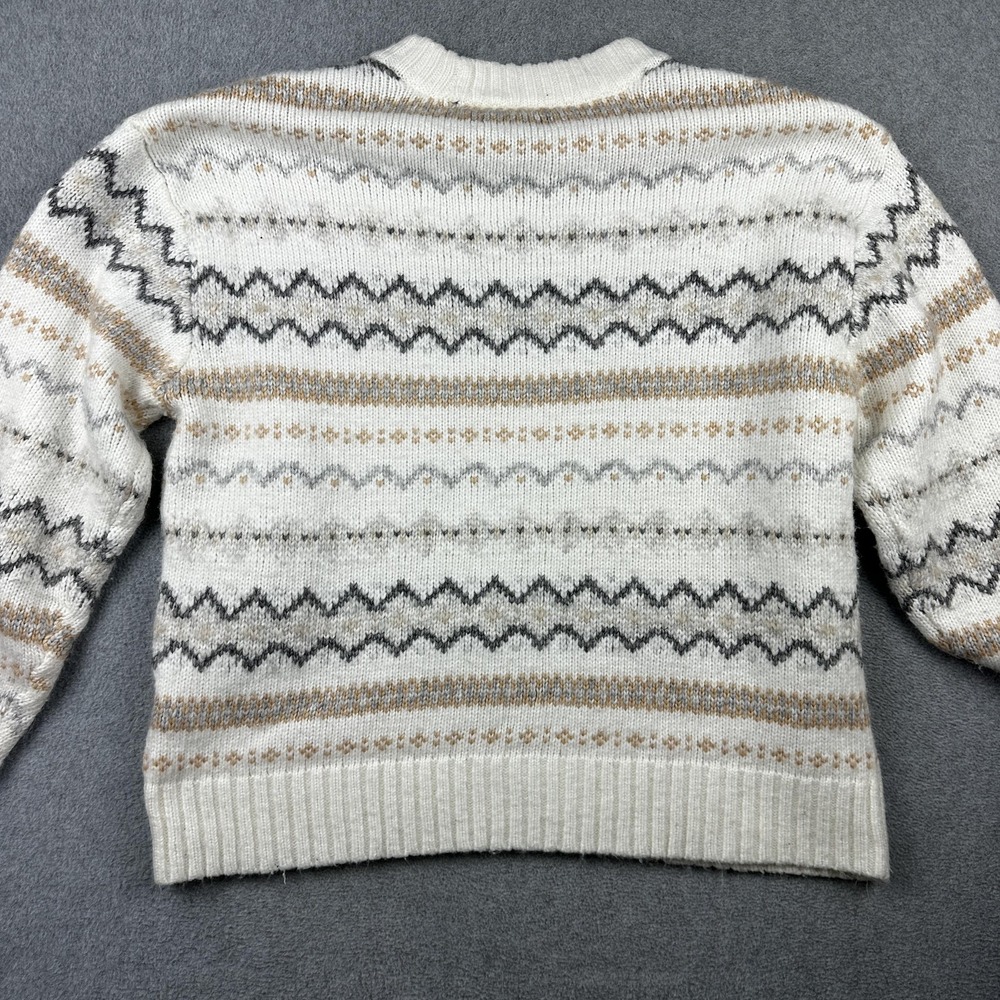 American Eagle Sweater Womens Medium White Fair Isle Knit Pullover Cozy - Picture 6 of 7